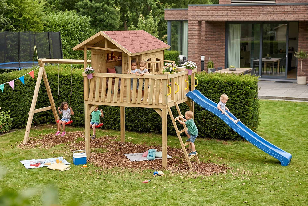 CRAZY Maxi Design-Baumhaus mit Schaukel